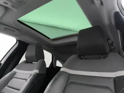 Photo 24 Citroën C4  PureTech 130 S&S BVM6 Shine