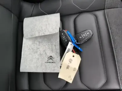 Photo 15 Citroën C4  PureTech 130 S&S BVM6 Shine