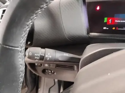 Photo 16 Citroën C4 Gén. III Ph1 Shine 5