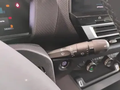 Photo 17 Citroën C4 Gén. III Ph1 Shine 5