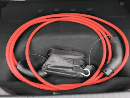 Photo 26 Citroën C4 e- 136 ch Automatique Shine