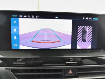 Photo 25 Citroën C4 e- 136 ch Automatique Shine