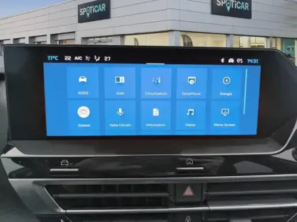 Photo 21 Citroën C4 e- 136 ch Automatique Shine