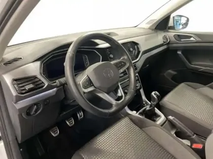 Photo 9 Volkswagen T-cross 1.0 TSI 110 Start/Stop BVM6 Active