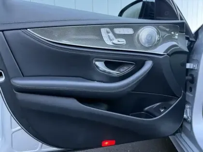 Photo 14 Mercedes Classe E Berline 350 d 4MATIC Fascination