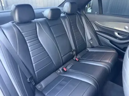 Photo 10 Mercedes Classe E Berline 350 d 4MATIC Fascination