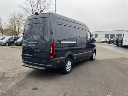 Photo 14 Mercedes Sprinter 319 CDI Fourgon V6 3.0L 190ch L2H2 12M3 49880€HT