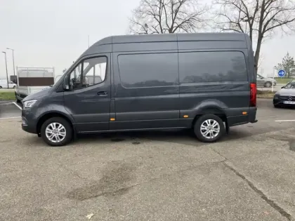 Photo 50 Mercedes Sprinter 319 CDI Fourgon V6 3.0L 190ch L2H2 12M3 49880€HT