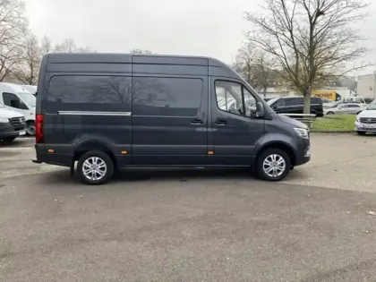 Photo 15 Mercedes Sprinter 319 CDI Fourgon V6 3.0L 190ch L2H2 12M3 49880€HT