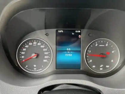 Photo 47 Mercedes Sprinter 319 CDI Fourgon V6 3.0L 190ch L2H2 12M3 49880€HT