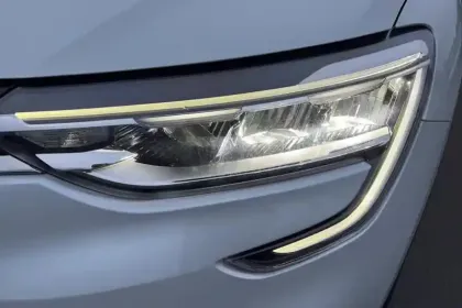 Photo 13 Renault Arkana TCe 140 EDC FAP - 21B Intens