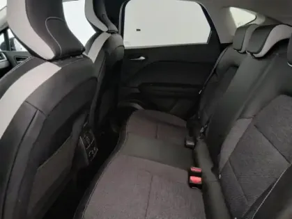 Photo 14 Renault Captur TCe 90 - 21 Intens