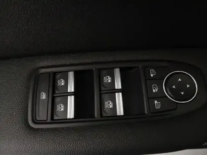 Photo 19 Renault Captur TCe 90 - 21 Intens