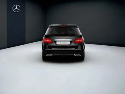 Photo 34 Mercedes Classe B 200 d Business Executive Edition