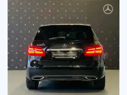 Photo 27 Mercedes Classe B 200 d Business Executive Edition