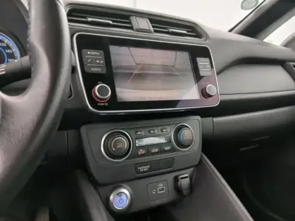 Photo 22 Nissan Leaf Electrique 40kWh Acenta