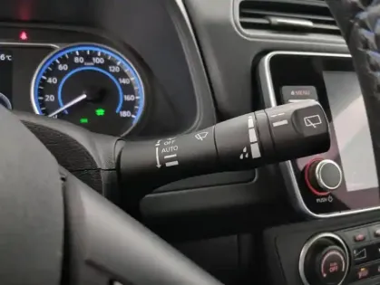 Photo 24 Nissan Leaf Electrique 40kWh Acenta