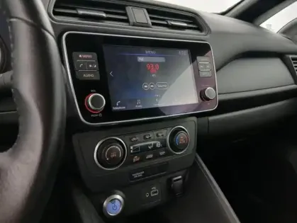 Photo 23 Nissan Leaf Electrique 40kWh Acenta