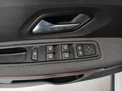 Photo 19 Dacia Sandero TCe 90 - 22 Stepway Confort