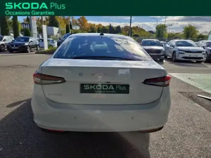 Photo 3 Skoda Superb Berline 2.0 TDI 150 ch SCR DSG7 Laurin & Klement