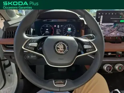 Photo 13 Skoda Superb Berline 2.0 TDI 150 ch SCR DSG7 Laurin & Klement