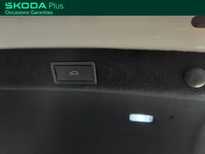 Photo 21 Skoda Superb Berline 2.0 TDI 150 ch SCR DSG7 Laurin & Klement