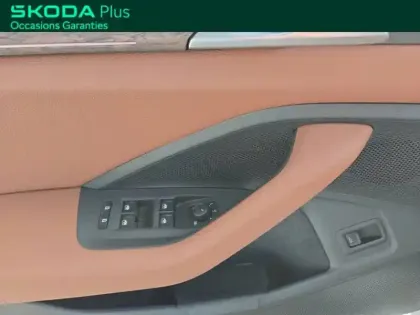 Photo 10 Skoda Superb Berline 2.0 TDI 150 ch SCR DSG7 Laurin & Klement