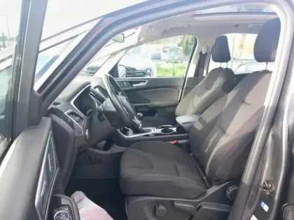 Photo 34 Ford S-max 2.0 EcoBlue 150ch Titanium Euro6.2