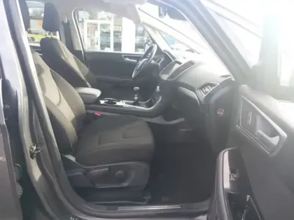 Photo 49 Ford S-max 2.0 EcoBlue 150ch Titanium Euro6.2