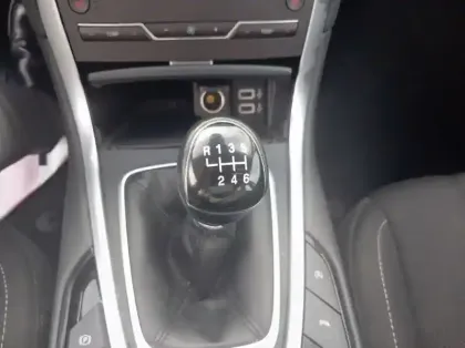 Photo 7 Ford S-max 2.0 EcoBlue 150ch Titanium Euro6.2