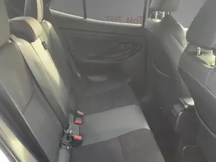 Photo 19 Toyota Yaris 1.5 HYBRID 130H GR SPORT AUTO 2W