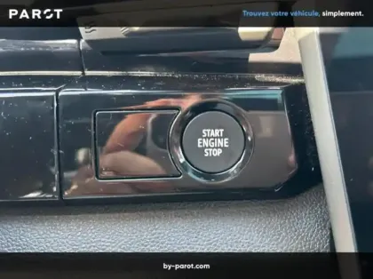 Photo 25 Renault Austral 1.2 E-Tech full hybrid 200ch Iconic- 24