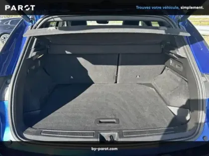 Photo 10 Renault Austral 1.2 E-Tech full hybrid 200ch Iconic- 24