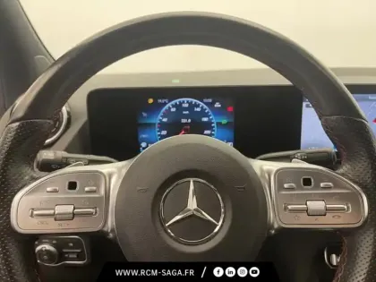 Photo 17 Mercedes GLA 200 d AMG Line