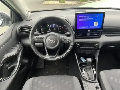 Photo 14 Toyota Yaris Hybride 116h Design MC24