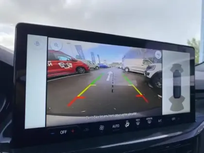 Photo 8 Ford Focus 1.0 Flexifuel mHEV 125ch ST-Line X Powershift