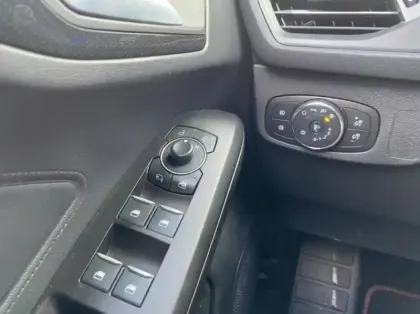 Photo 21 Ford Focus 1.0 Flexifuel mHEV 125ch ST-Line X Powershift