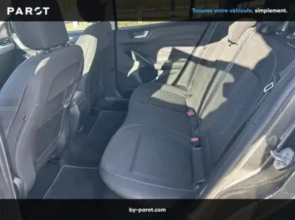 Photo 8 Ford Focus SW 1.0 EcoBoost 125ch Titanium X BVA