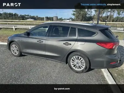 Photo 12 Ford Focus SW 1.0 EcoBoost 125ch Titanium X BVA