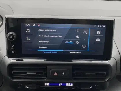 Photo 12 Peugeot Partner III Taille XL BDi 130 S&amp;S EAT8 Cab App