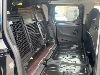 Photo 26 Peugeot Partner III Taille XL BDi 130 S&amp;S EAT8 Cab App