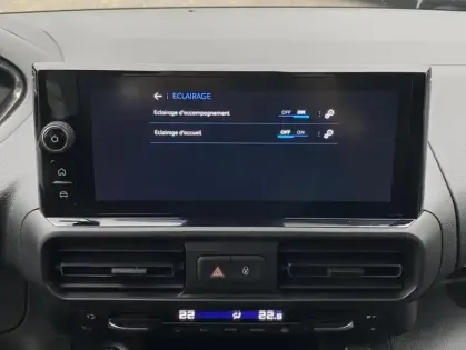 Photo 24 Peugeot Partner III Taille XL BDi 130 S&amp;S EAT8 Cab App