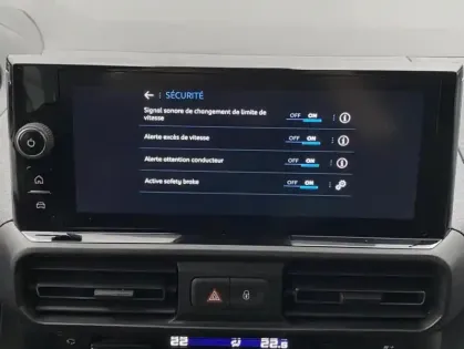 Photo 11 Peugeot Partner III Taille XL BDi 130 S&amp;S EAT8 Cab App