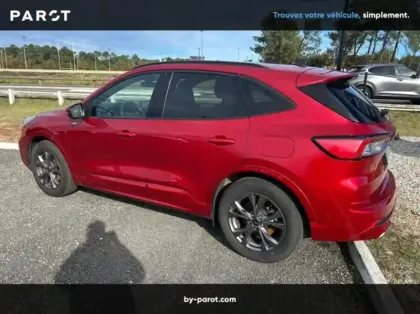 Photo 12 Ford Kuga 2.5 Duratec 190ch FHEV E85 ST-Line X BVA