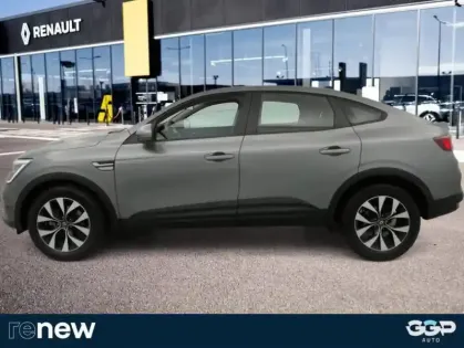 Photo 36 Renault Arkana E-Tech 145 Zen