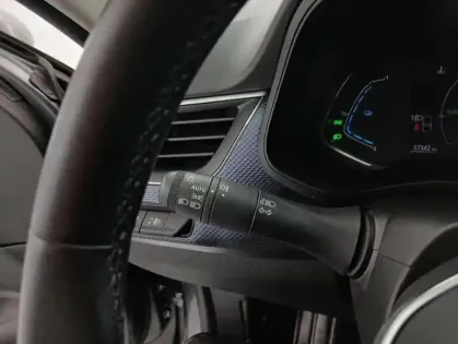 Photo 50 Renault Arkana E-Tech 145 Zen