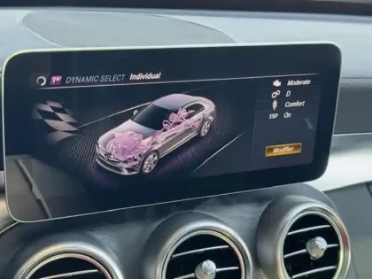 Photo 23 Mercedes Classe C Berline AMG 43 4MATIC