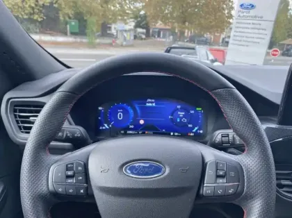 Photo 6 Ford Kuga 2.5 Duratec 190ch FHEV E85 ST-Line BVA