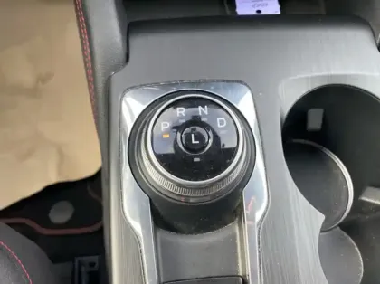 Photo 7 Ford Kuga 2.5 Duratec 190ch FHEV E85 ST-Line BVA