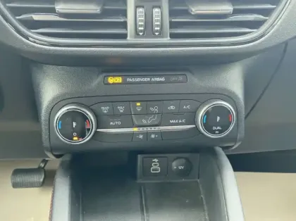 Photo 4 Ford Kuga 2.5 Duratec 190ch FHEV E85 ST-Line BVA